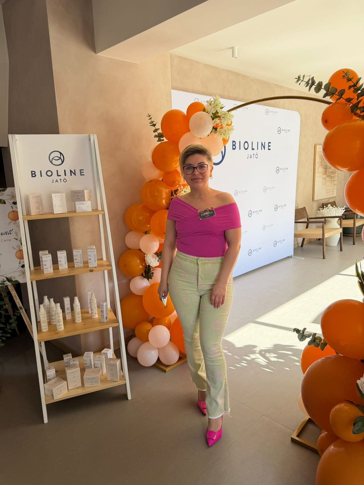 Florina Perte — Trainer cosmetică · 10 ani experiență